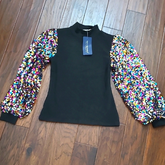 NWT Anna-Kaci Black Top with Rainbow Confetti Sequin Poof Sleeves Size Small - Picture 3 of 13